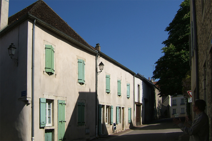 Immeuble - 1 petite rue du rempart Mirebeau-sur-Bèze