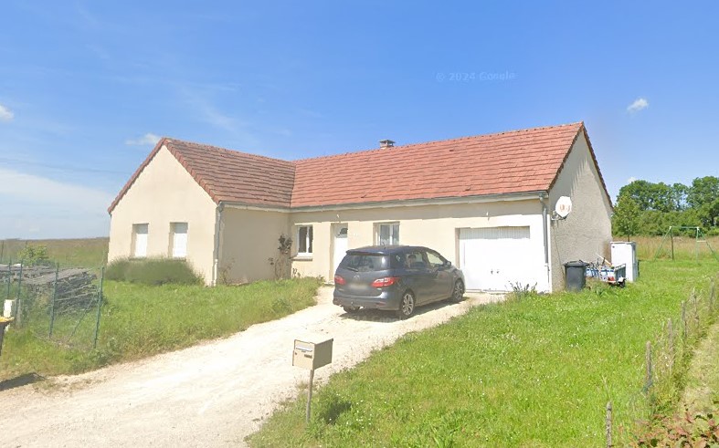 Maison -  rue capitaine jean bernard bossu Baigneux-les-Juifs