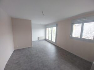 photo 00215 00012 00001 00261 f9cc7c80 5e6b 4e6f 83ea 74f0b53e2122