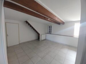 photo 01322 00001 00001 00004 9dfc6408 87ed 4533 b207 f96741976b28